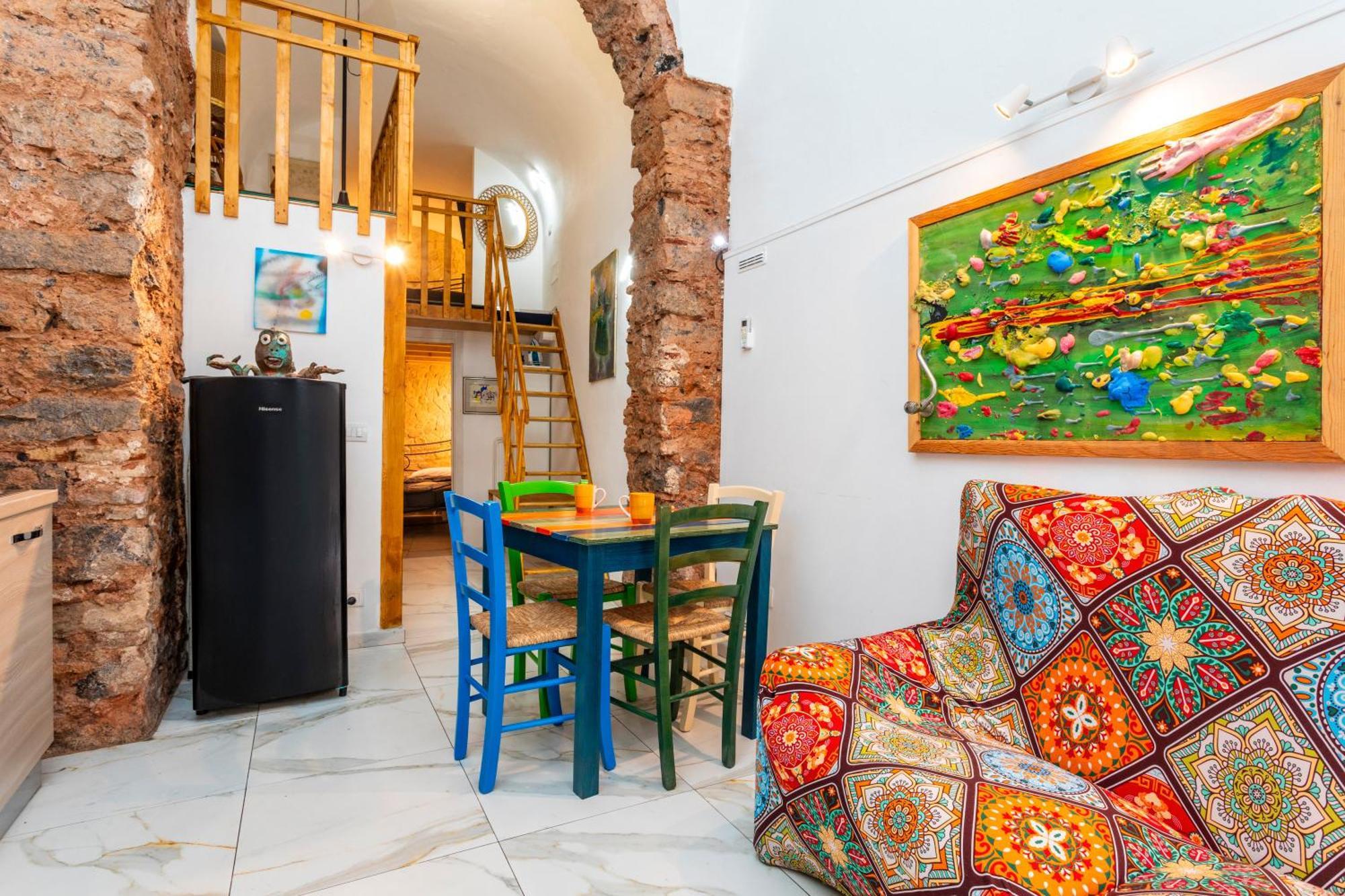 Finicchia Art House *